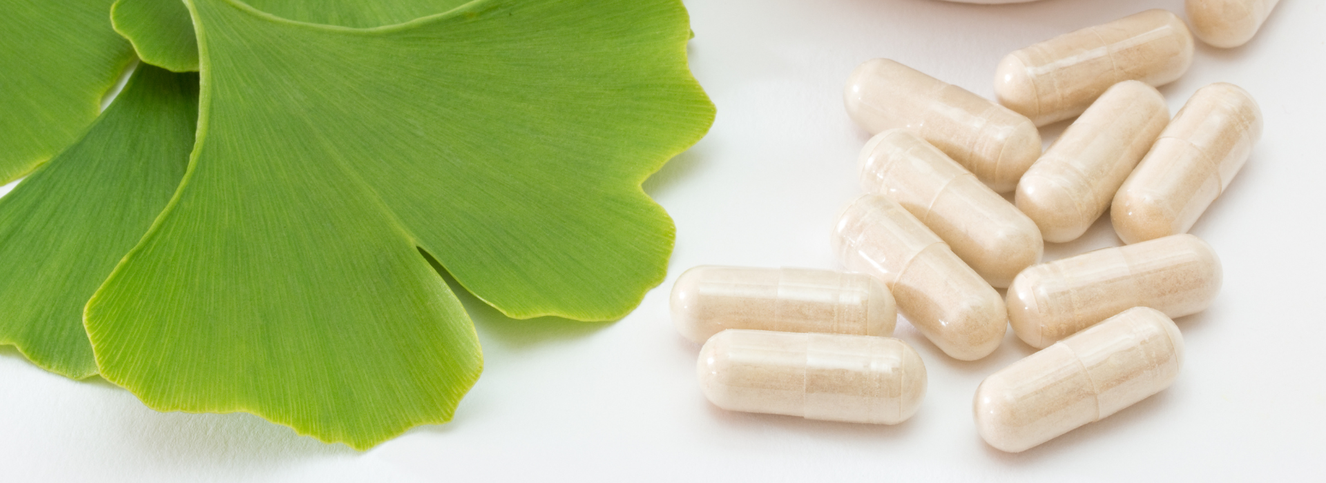 Planta medicinal y pastillas